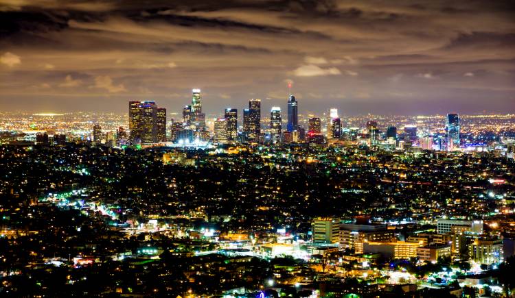 A view over the Los Angeles skyline at dusk/evening